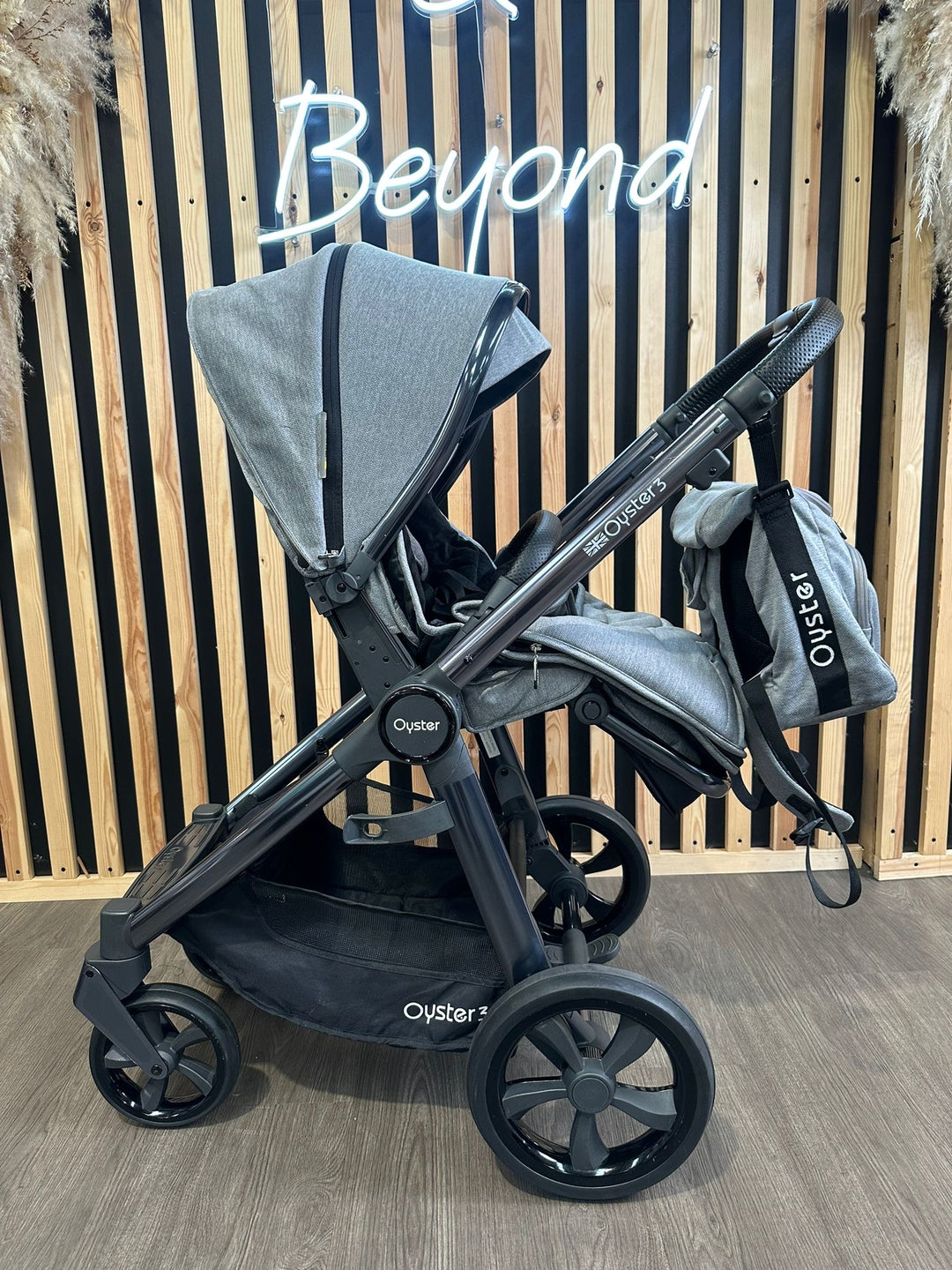 PRE LOVED Babystyle Oyster3 Pram + Pushchair - Moon