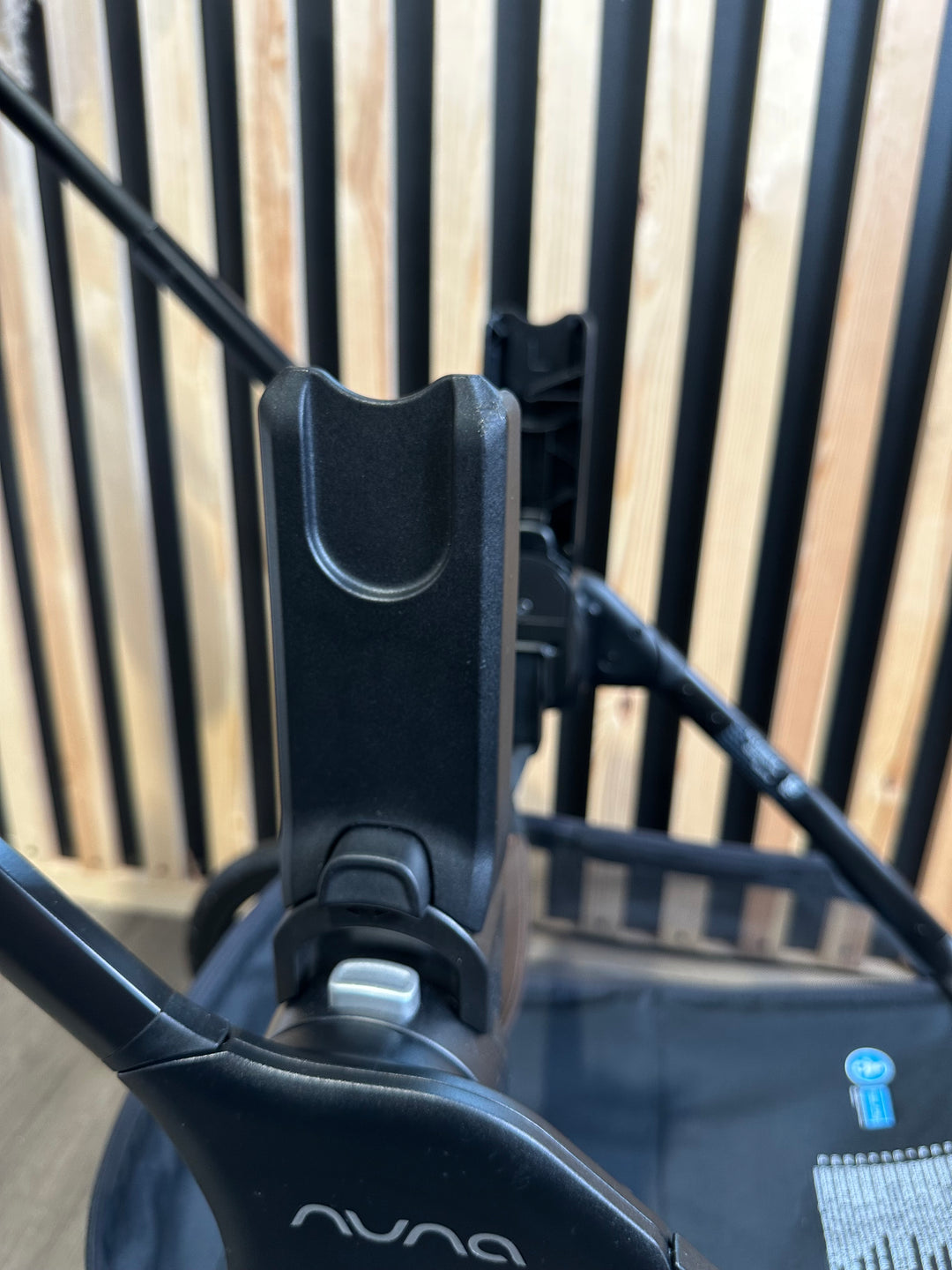 PRE LOVED Nuna Triv LX Pushchair, LYTL Carrycot + Accessories - Caviar