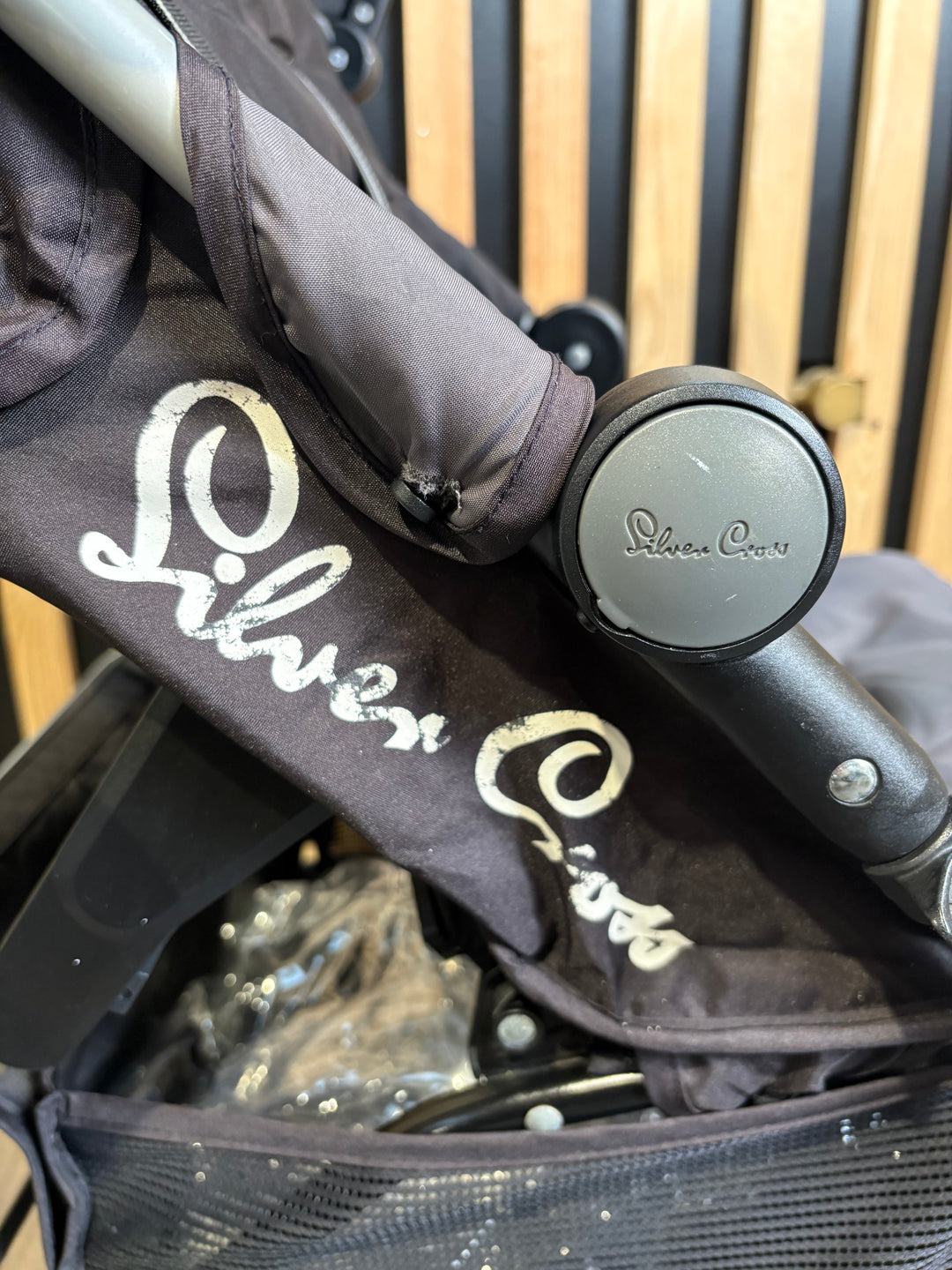 PRE LOVED Silver Cross Pop Stroller - Black