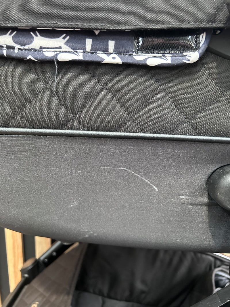 PRE LOVED Cosatto Wow Continental Pram + Pushchair - Silhouette