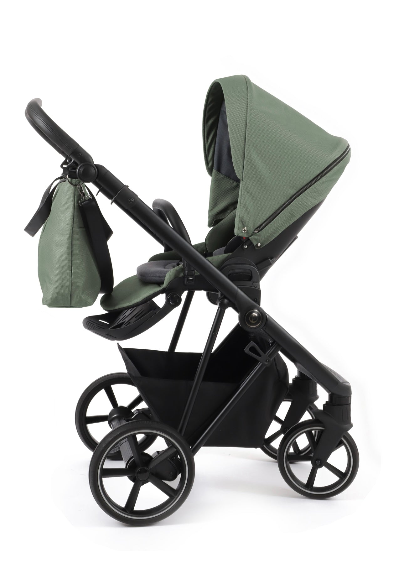 Babystyle Prestige Vogue Classic 12 Piece Travel System Bundle Bambin Bambinosandbeyond