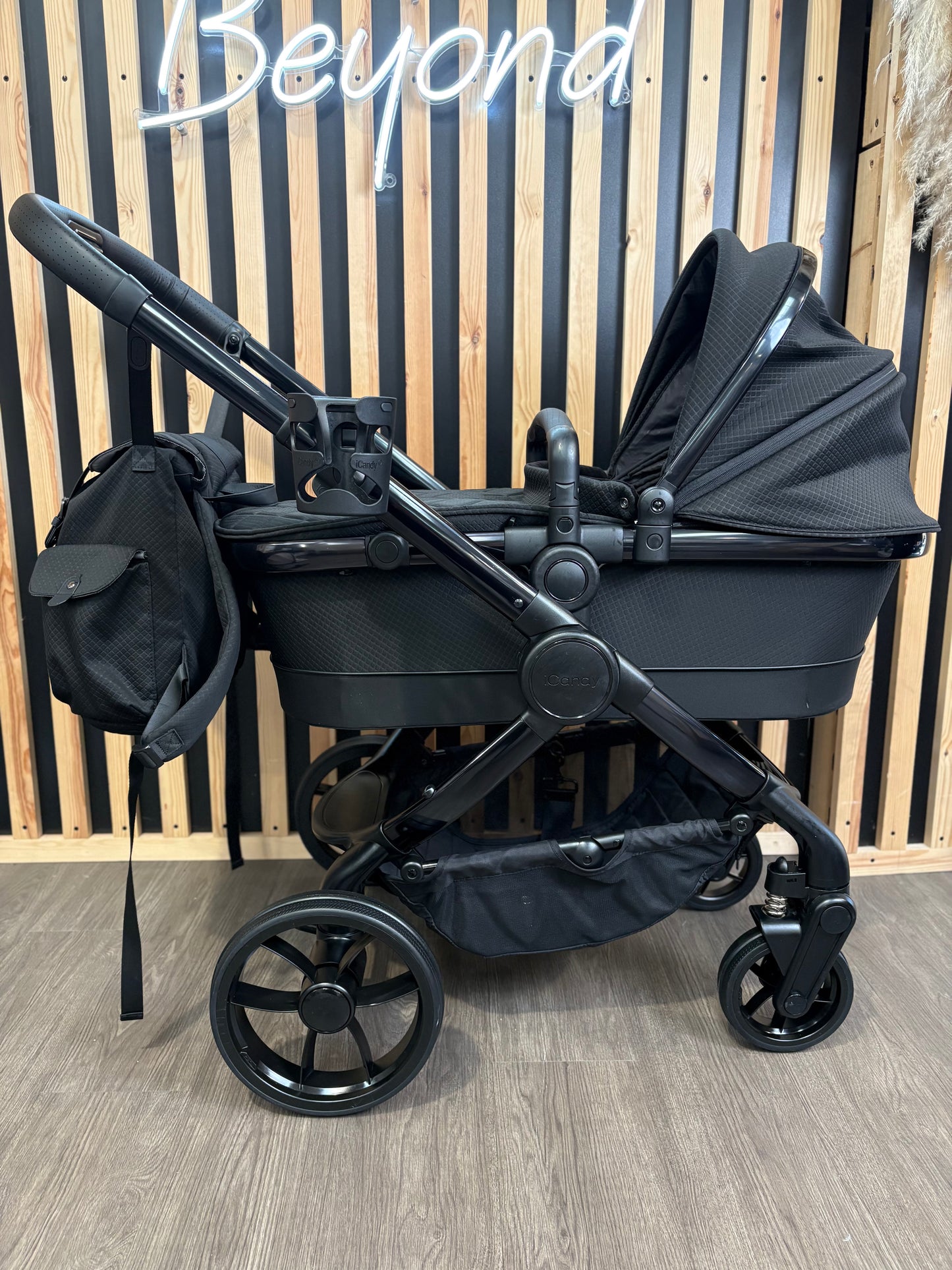 PRE LOVED iCandy Peach 7 Travel System - Cerium