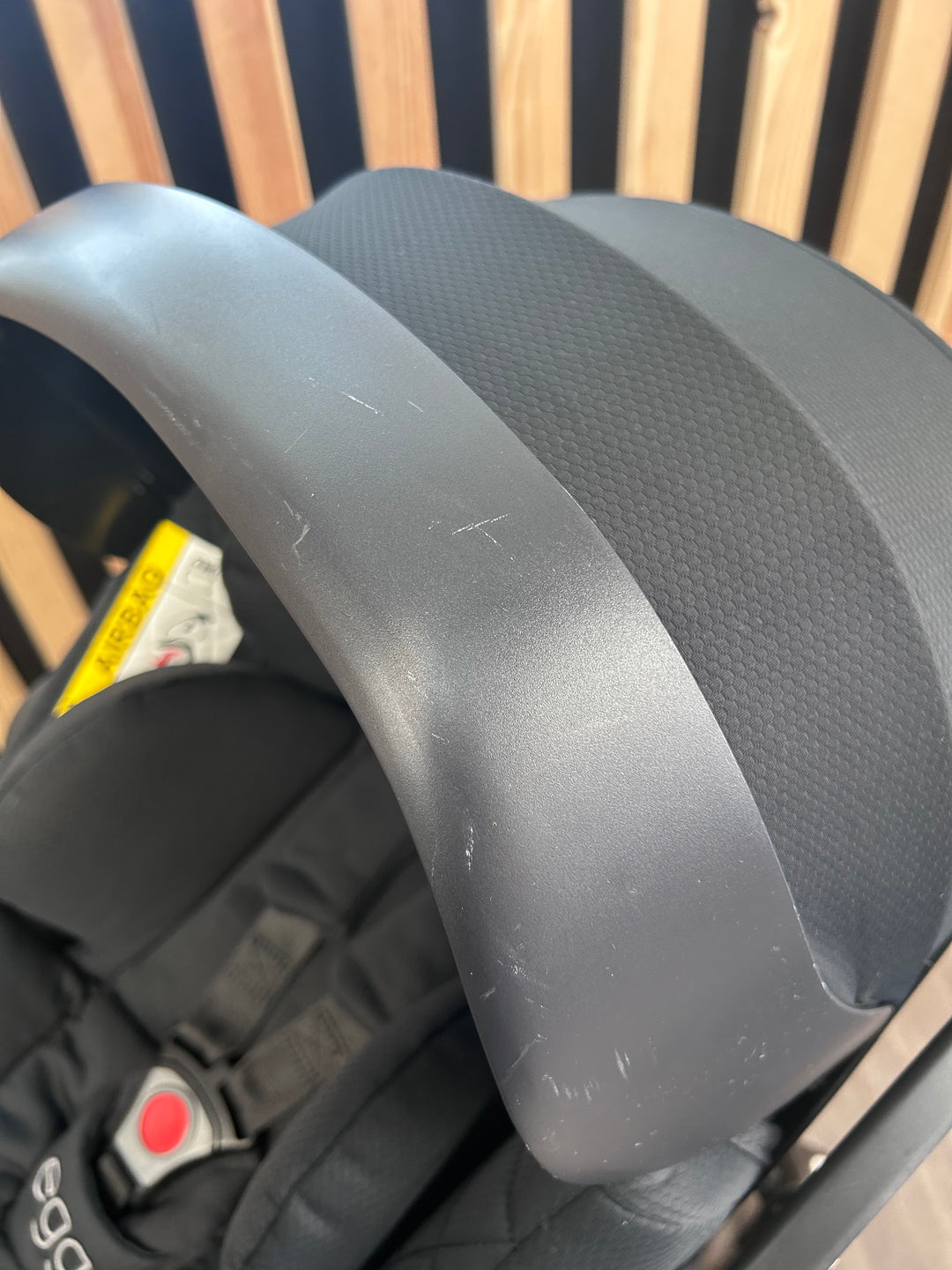 PRE LOVED egg2 Travel System - Just Black