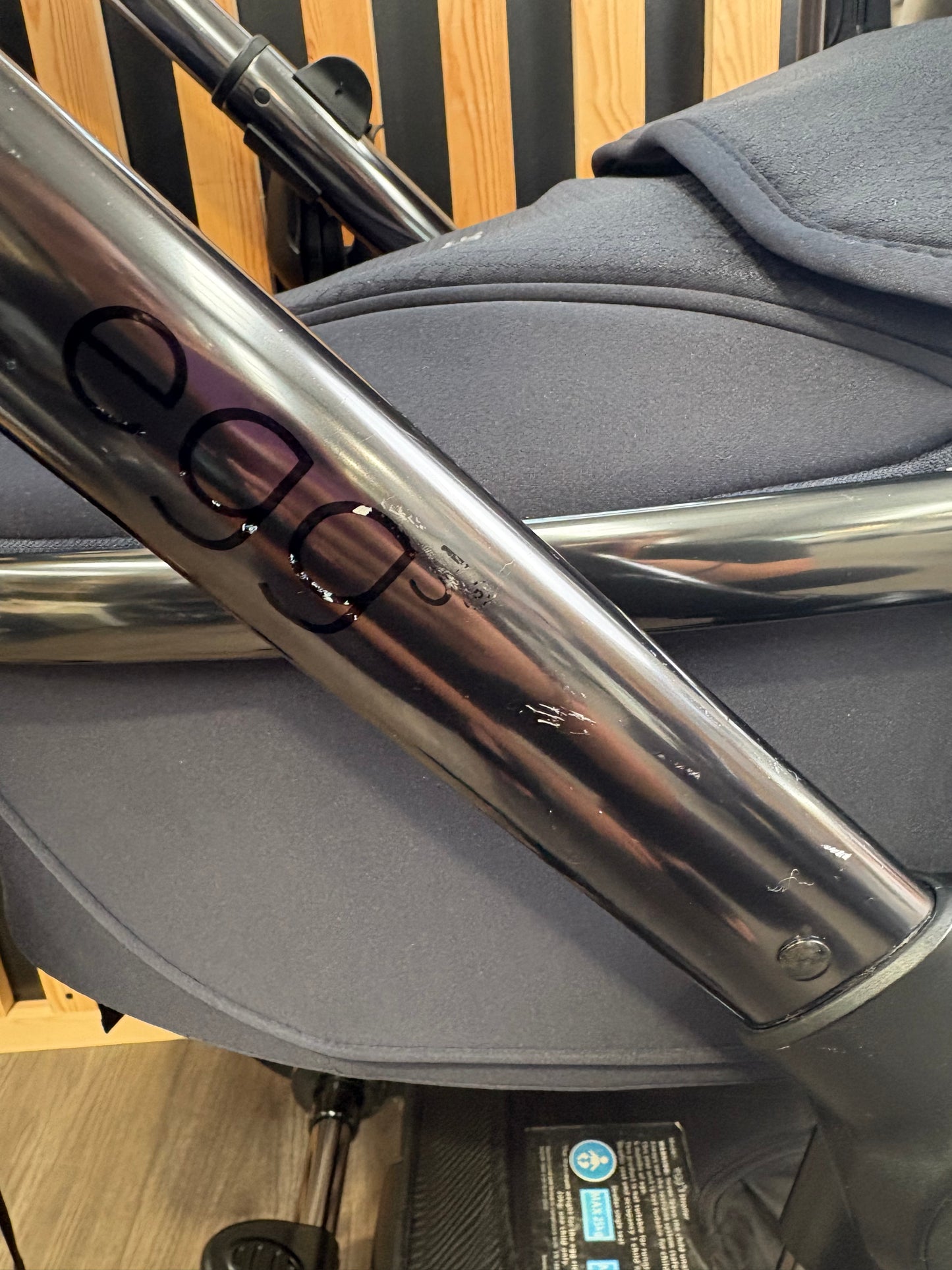 PRE LOVED egg3 Travel System - Celestial