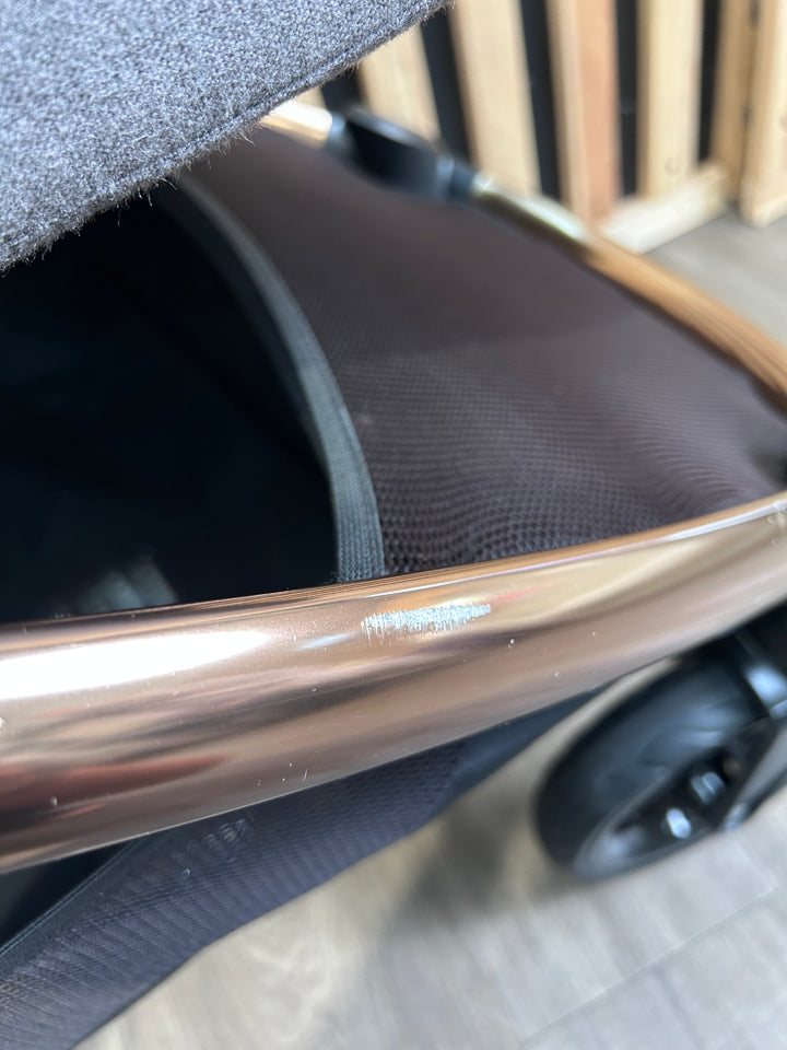 PRE LOVED Mamas & Papas Ocarro Travel System - Simply Lux