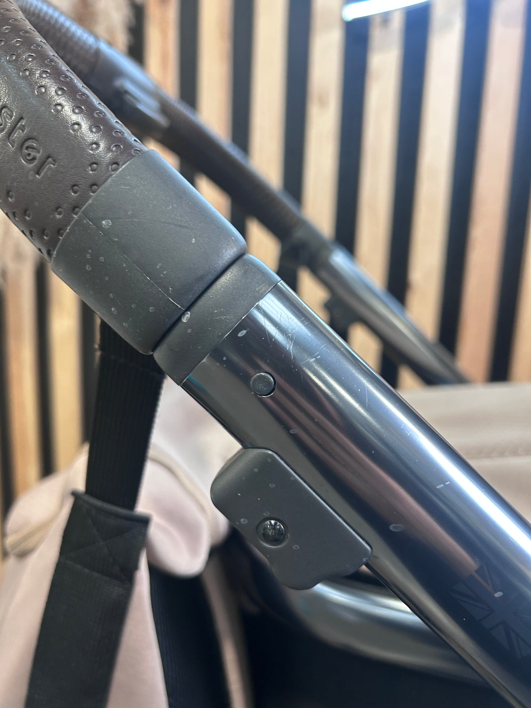 PRE LOVED Babystyle Oyster3 Travel System - Butterscotch