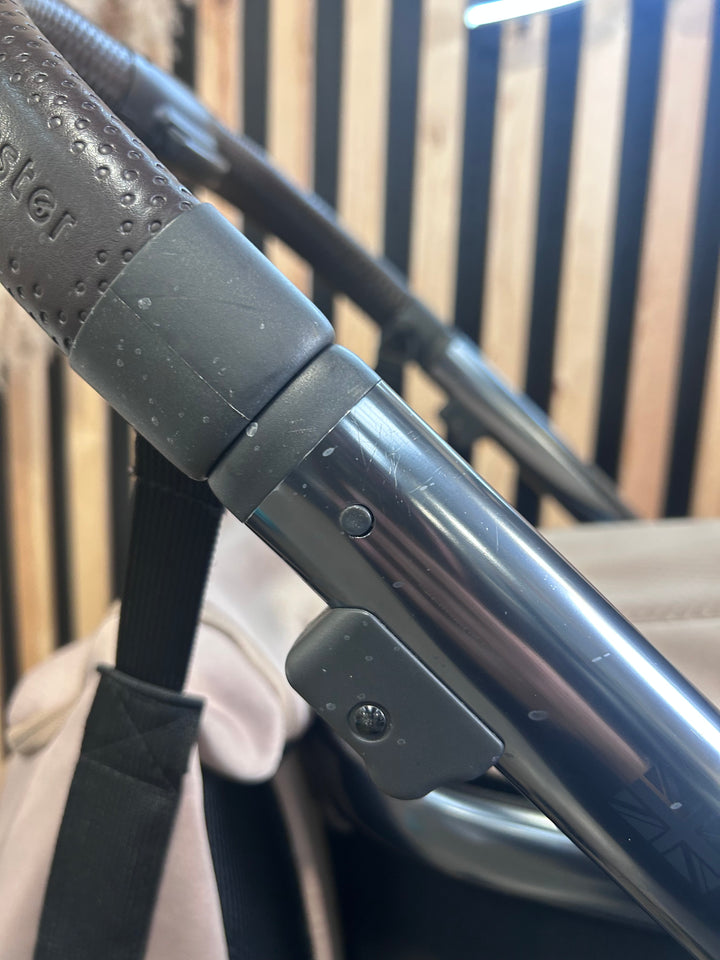 PRE LOVED Babystyle Oyster3 Travel System - Butterscotch