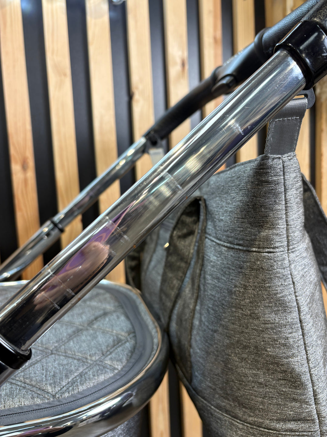 PRE LOVED Venicci Tinum 2.0 Travel System - Rock Graphite