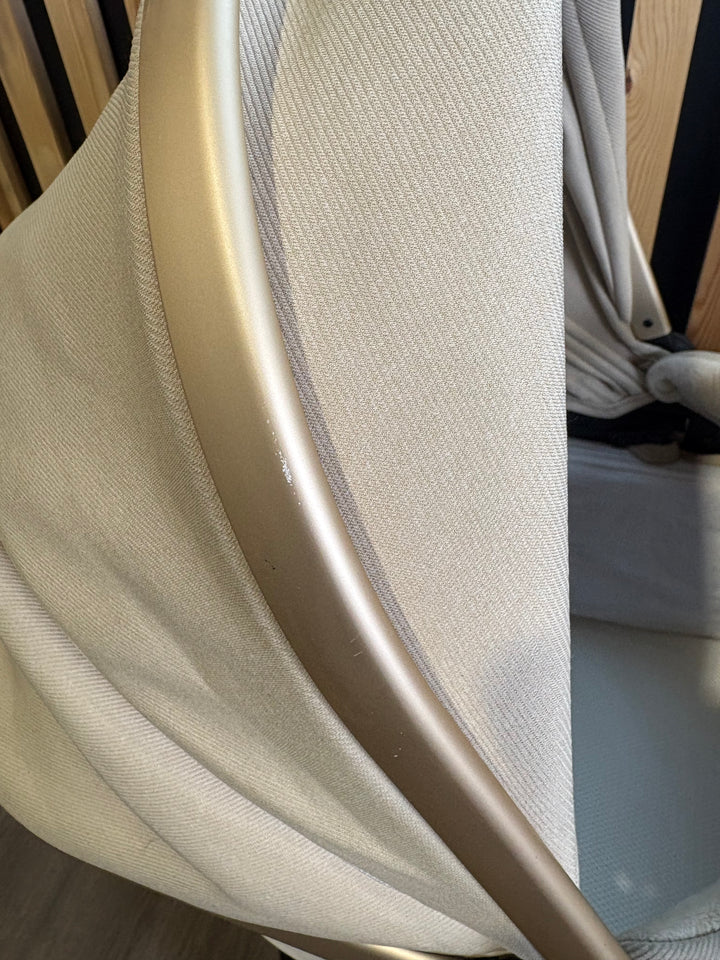 PRE LOVED iCandy Peach 7 w/ Cocoon Car Seat Travel System - Biscotti