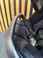 PRE LOVED Babystyle Oyster3 Parent-and-World Facing Pushchair - Pixel