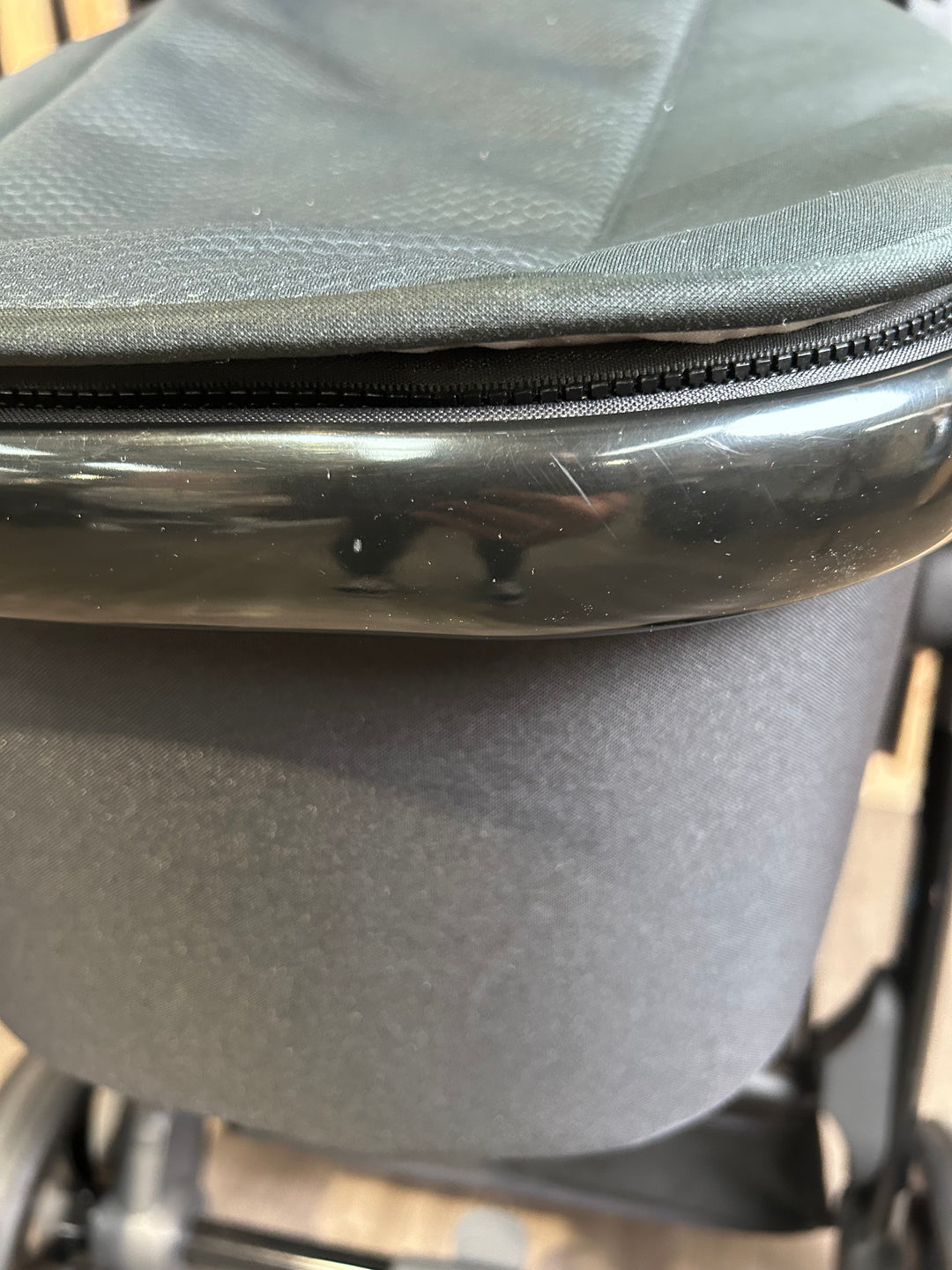 PRE LOVED Oyster3 Pram + Pushchair - Pixel