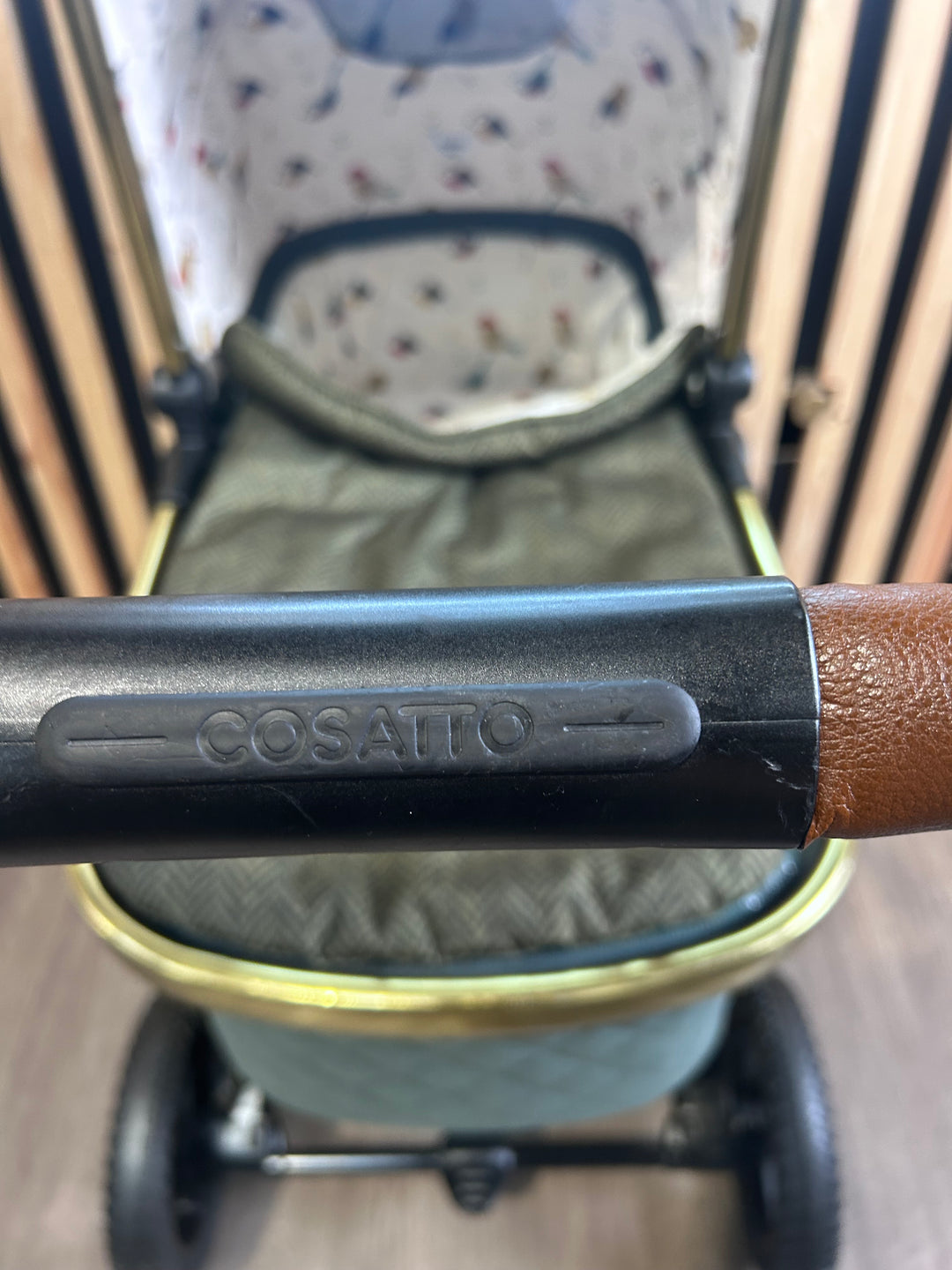 PRE LOVED Cosatto Wow 2 2in1 Travel System - Bureau