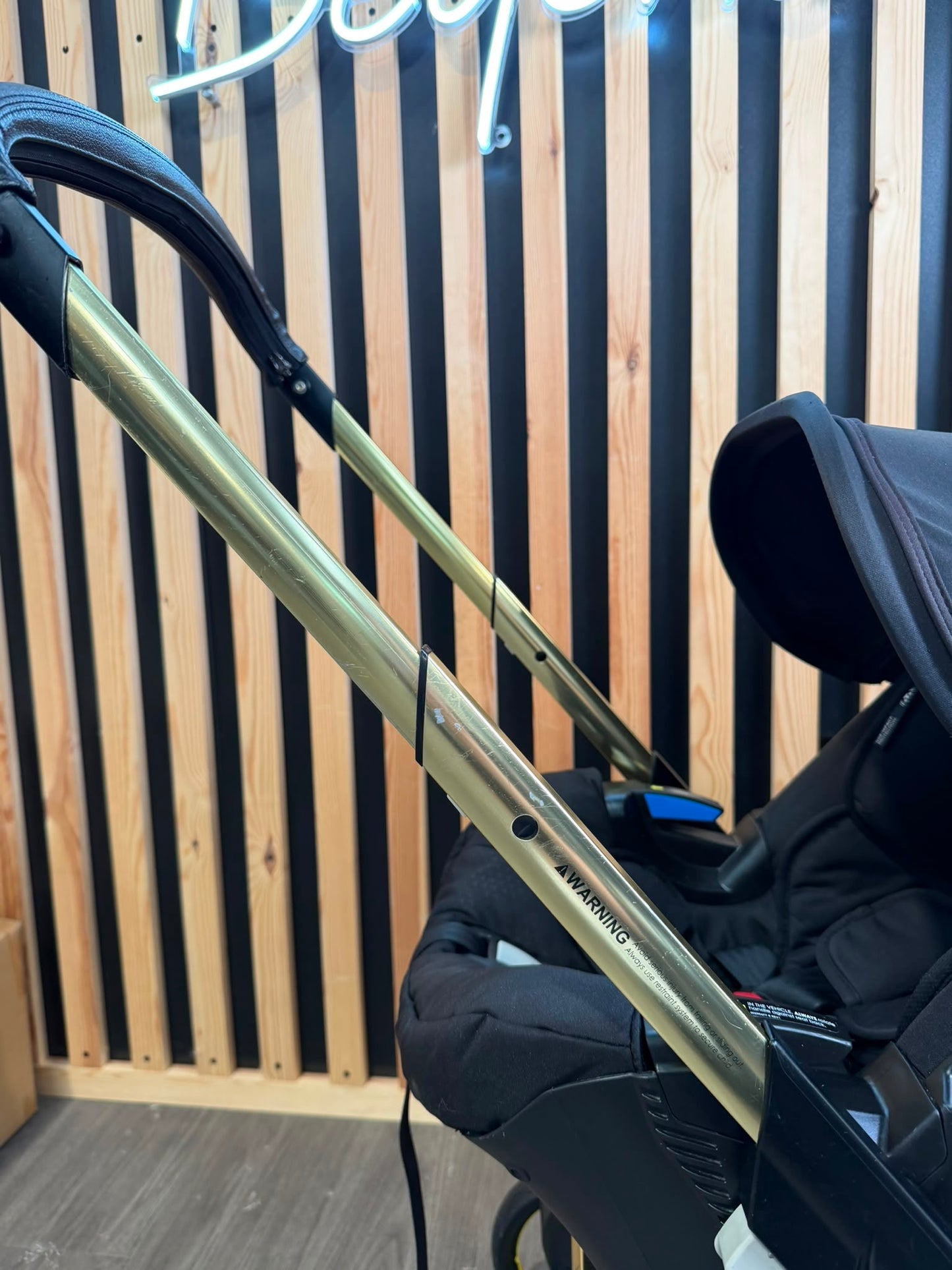 PRE LOVED Doona+ Car Seat & Stroller - Limited Edition Gold