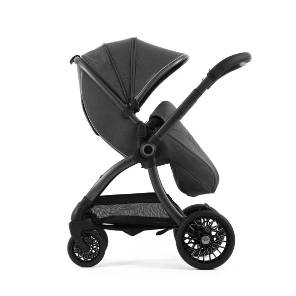 Aston Martin egg3® Luxury Travel System – Classic Grey