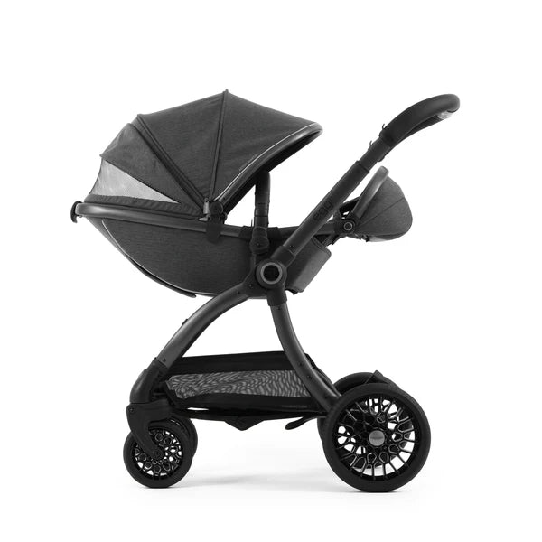 Aston Martin egg3® Luxury Travel System – Classic Grey