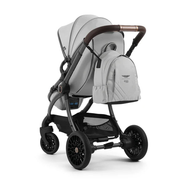Aston Martin egg3® Luxury Travel System – Soft Grey