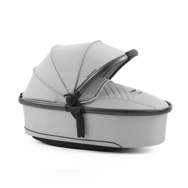 Aston Martin egg3® Luxury Travel System – Soft Grey