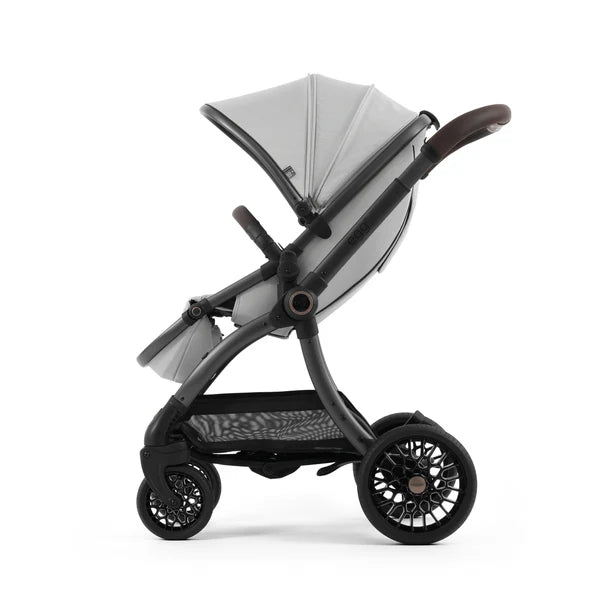 Aston Martin egg3® Luxury Travel System – Soft Grey