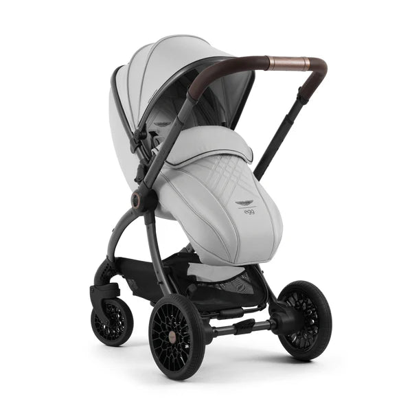 Aston Martin egg3® Luxury Travel System – Soft Grey