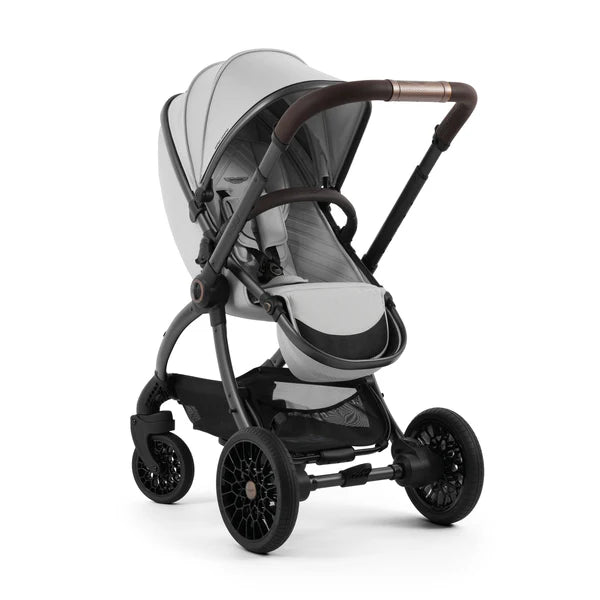 Aston Martin egg3® Luxury Travel System – Soft Grey