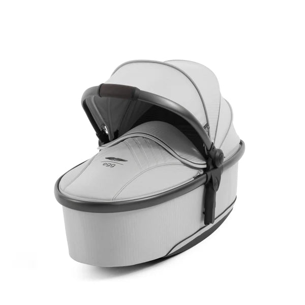 Aston Martin egg3® Luxury Travel System – Soft Grey