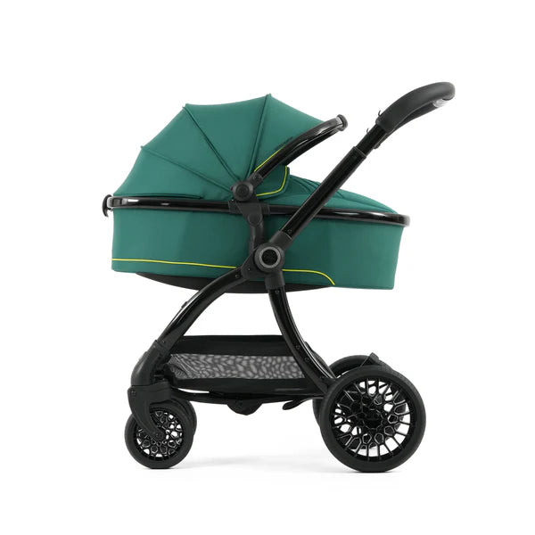 Aston Martin egg3® Luxury Travel System – Performance Green