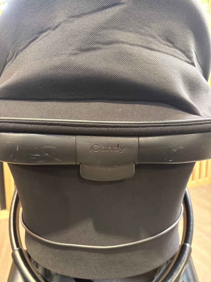 PRE LOVED iCandy Peach 7 Travel System - Jet/Black