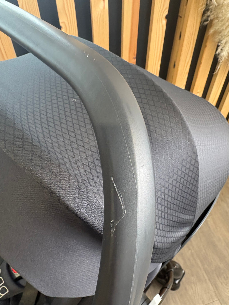 PRE LOVED egg3 Travel System - Celestial
