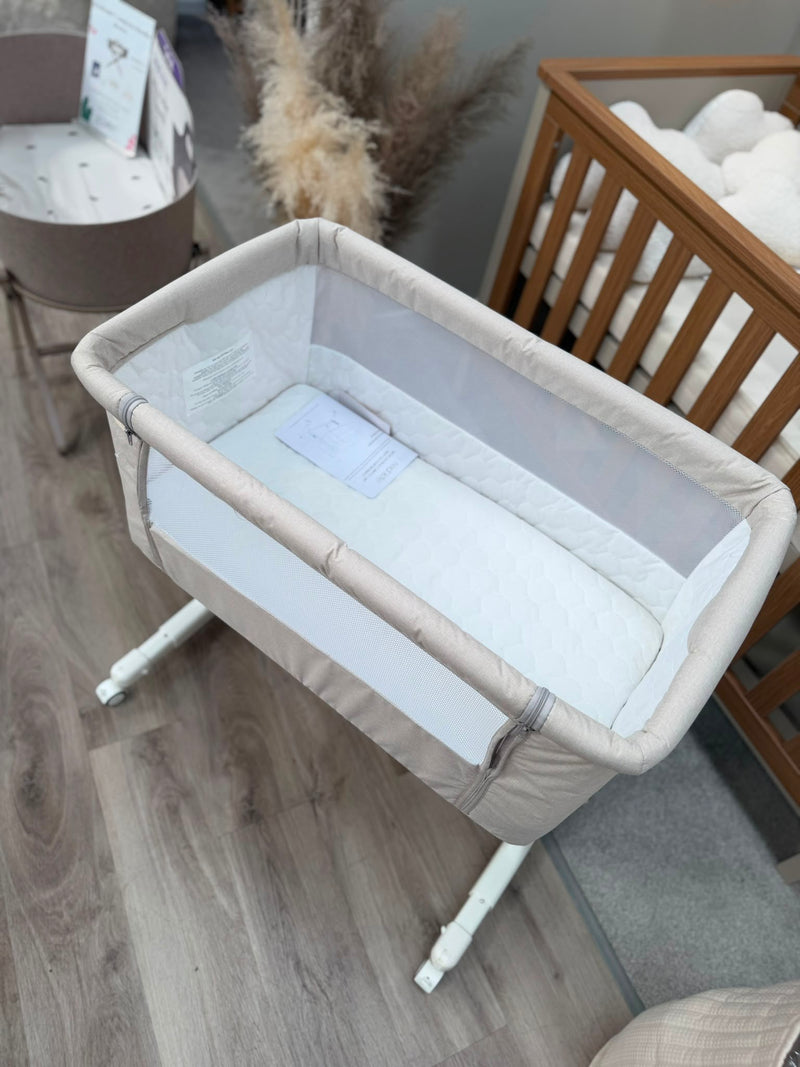 EX DISPLAY Redkite Rockabye Bedside Crib - Oatmeal