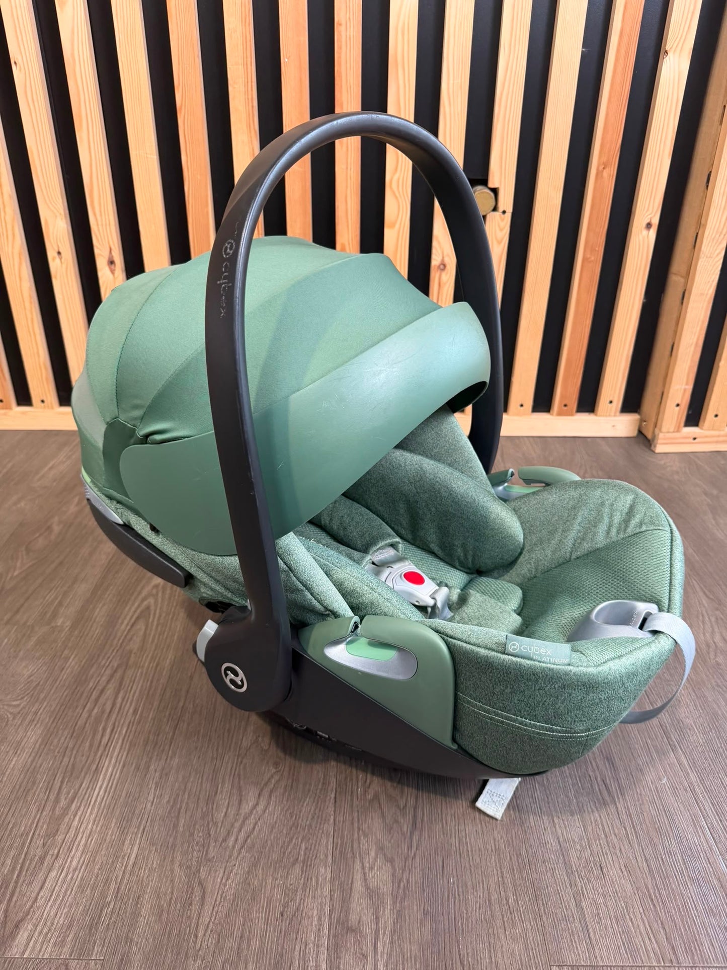 PRE LOVED Silver Cross Wave Travel System - Cedar