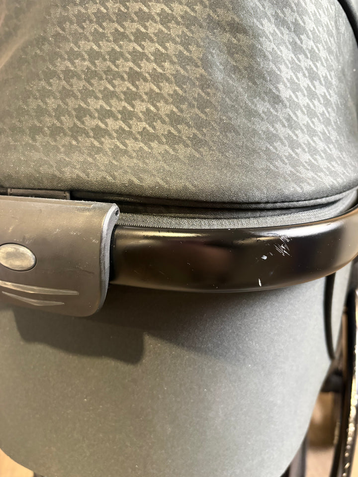 PRE LOVED egg3 Travel System - Houndstooth Black