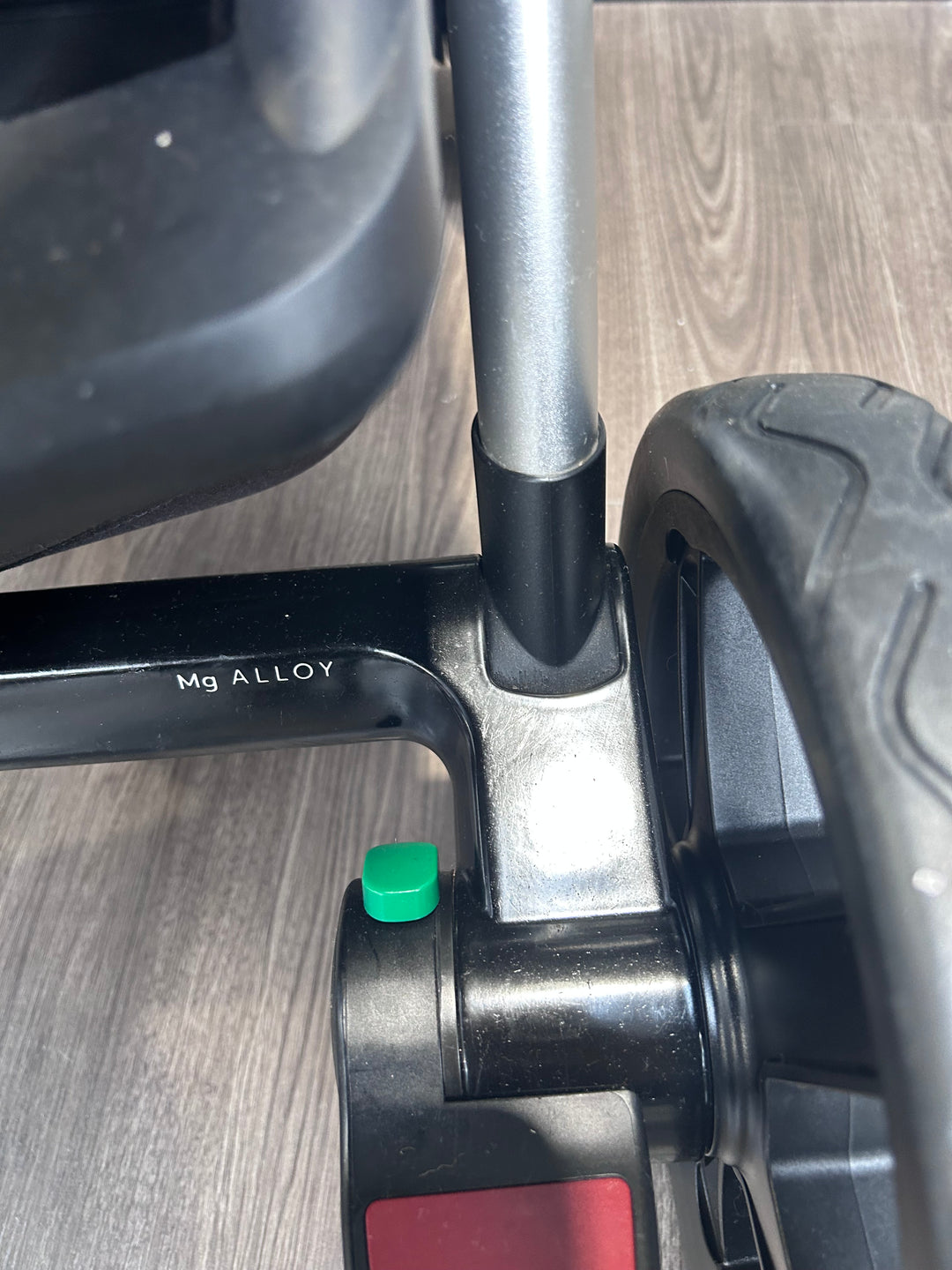 PRE LOVED Silver Cross Wave Travel System - Sable