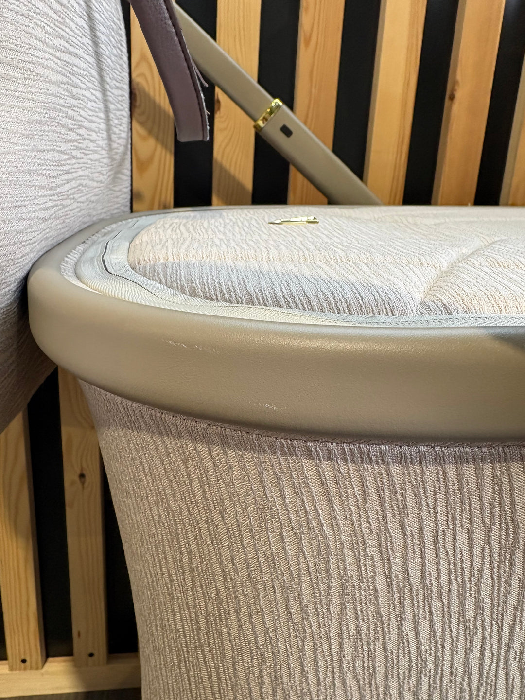 PRE LOVED Venicci Tinum Upline Travel System - Stone Beige