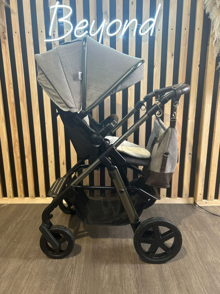 PRE LOVED Silver Cross Pioneer Special Edition Travel System - Expedition