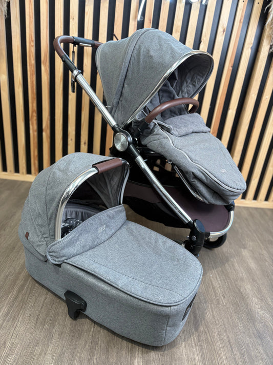 PRE LOVED Mamas & Papas Ocarro Pram, Pushchair + Accessories - Grey Tweed