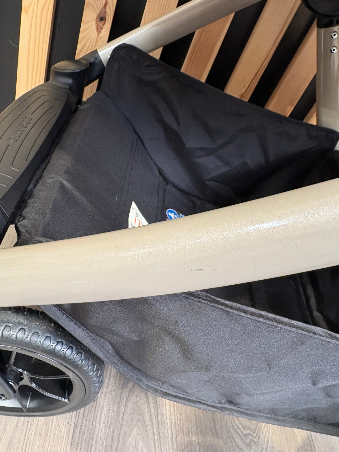 PRE LOVED Cosatto Giggle 4 Car Seat Bundle + Accessory Pack - Lollop
