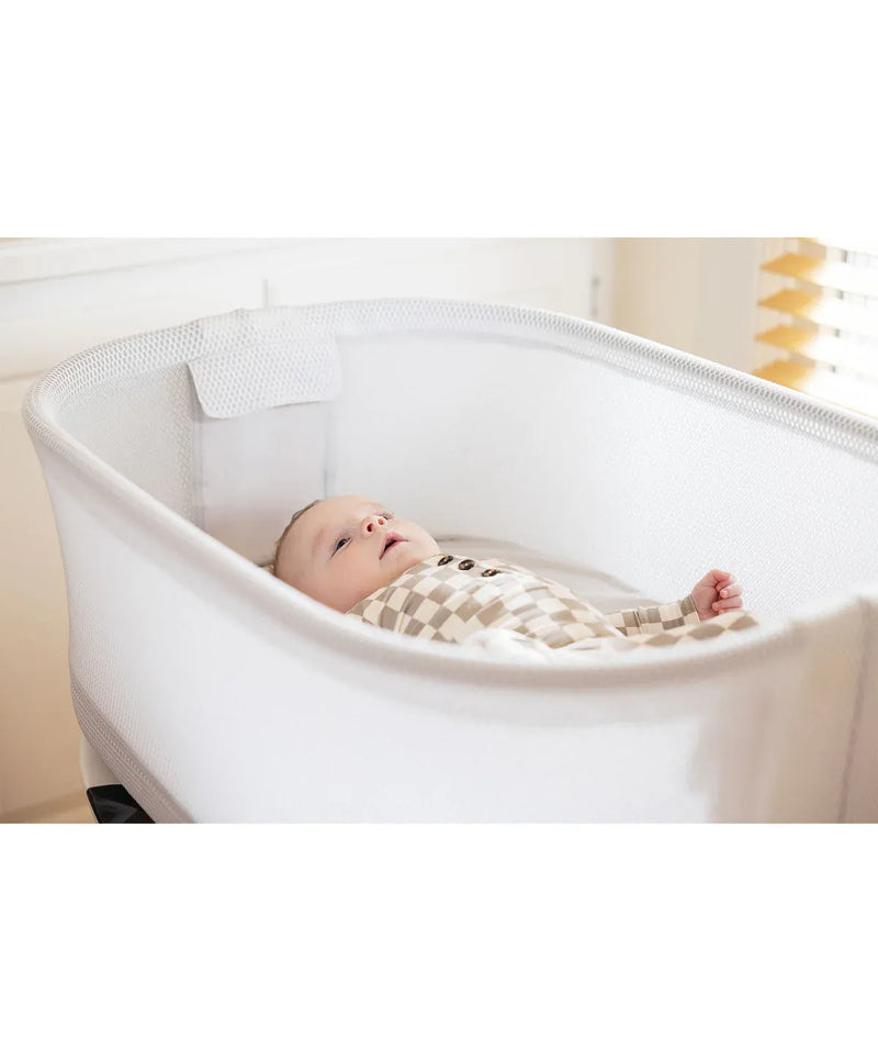 Graco Eluma Nest Bedside Crib - Luna