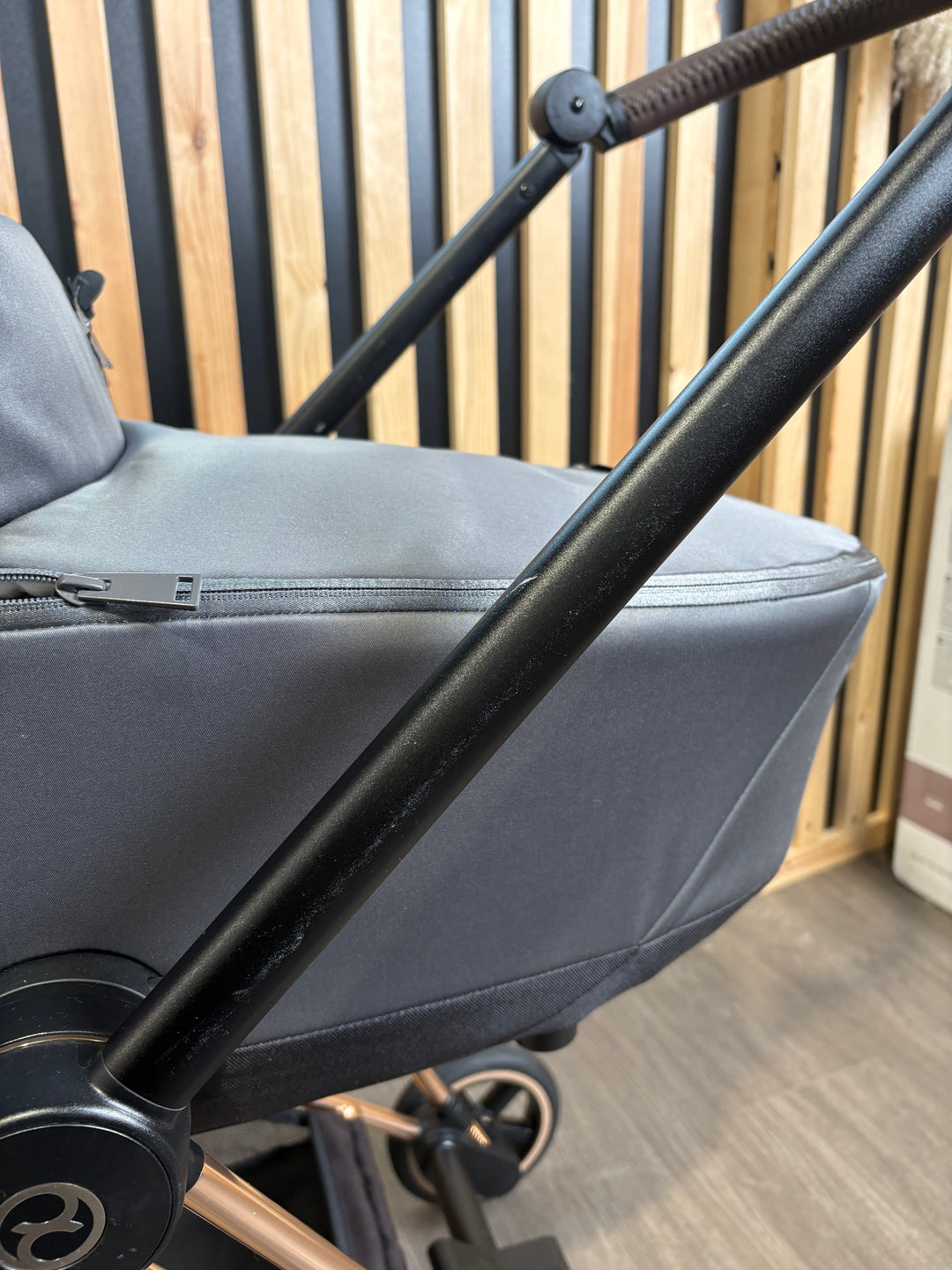 PRE LOVED Cybex Mios Travel System - Simply Flowers Grey