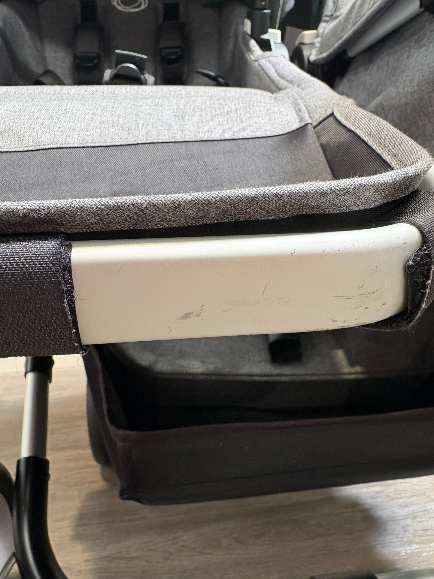 PRE LOVED Bugaboo Donkey5 Duo Bundle - Grey Melange/Forest Green