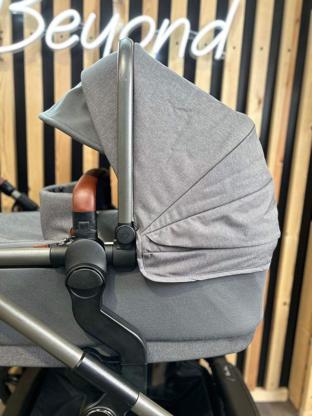 PRE LOVED Silver Cross Wave Pram + Pushchair - Zinc