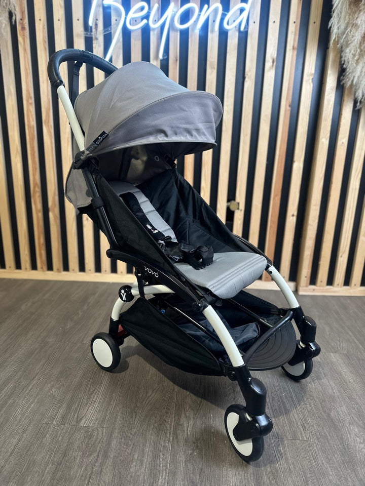 PRE LOVED Babyzen Yoyo Stroller - Beige