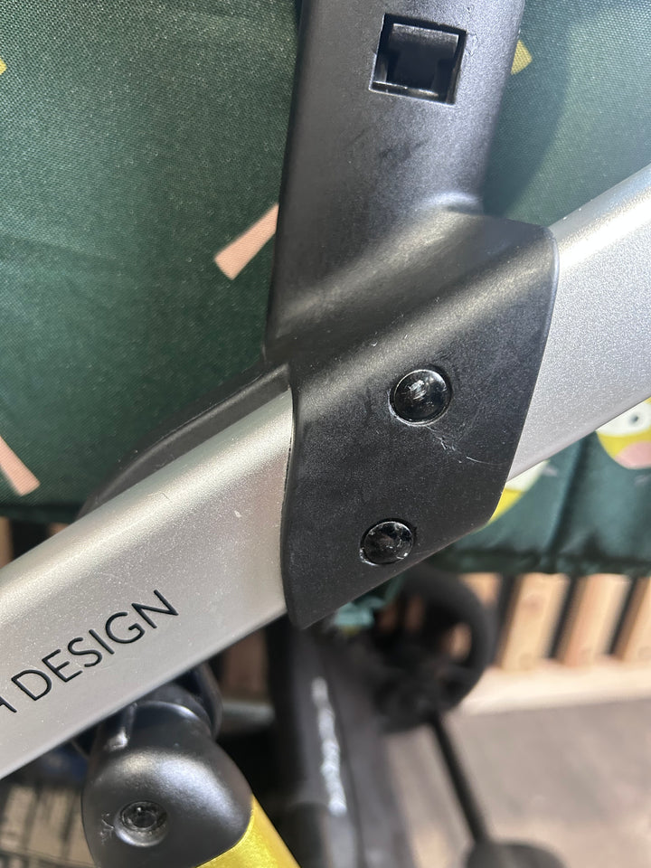 PRE LOVED Cosatto Giggle 3-in-1 Travel System - Birdland