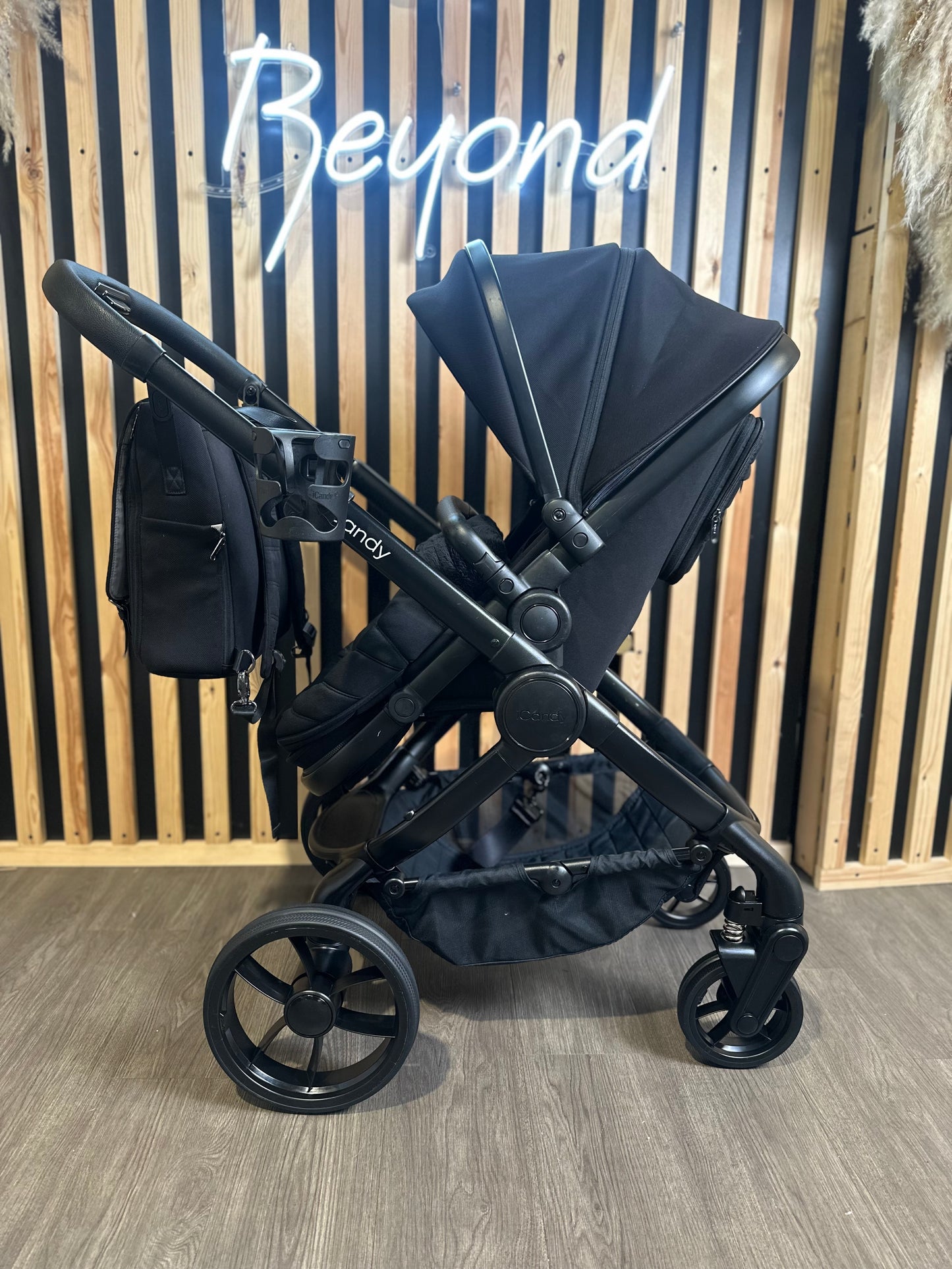 PRE LOVED iCandy Peach 7 Double Travel System - Jet/Black