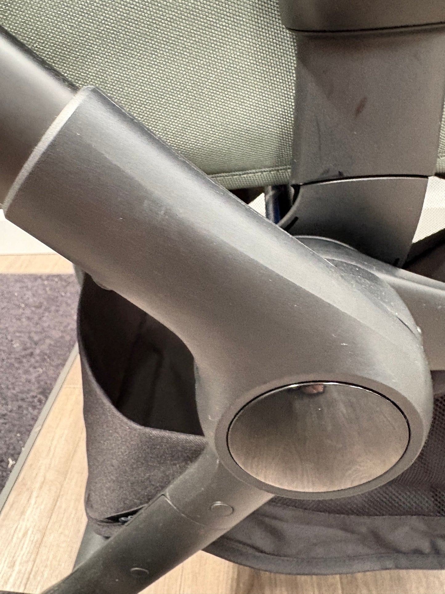 EX DISPLAY Bugaboo Fox 5 Renew Complete Pushchair - Forest Green