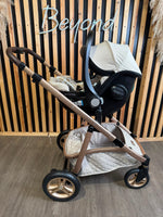 PRE LOVED Cosatto Wow Continental 3-in-1 Travel System - Whisper