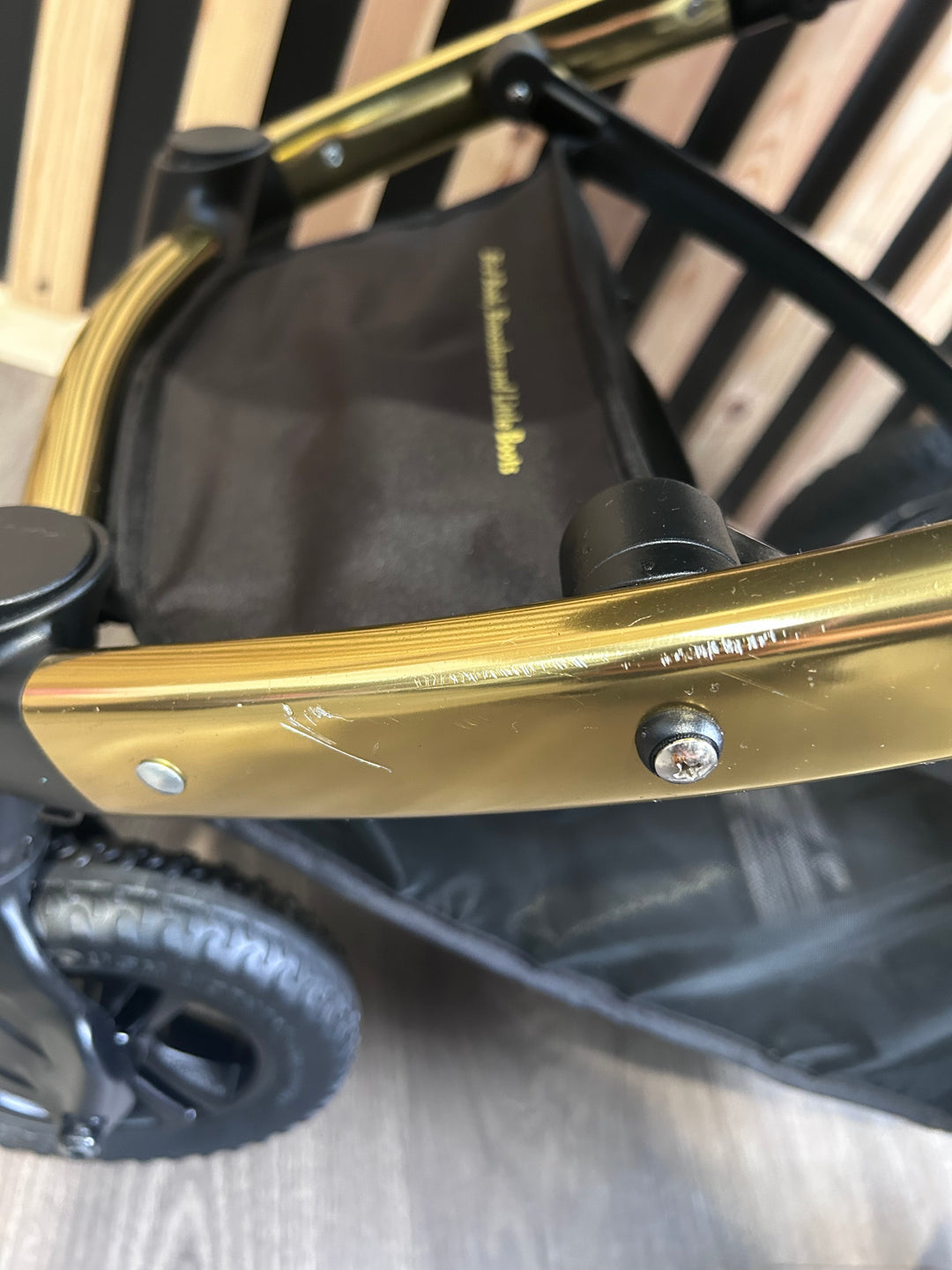 PRE LOVED Cosatto Wow 2 2in1 Travel System - Bureau