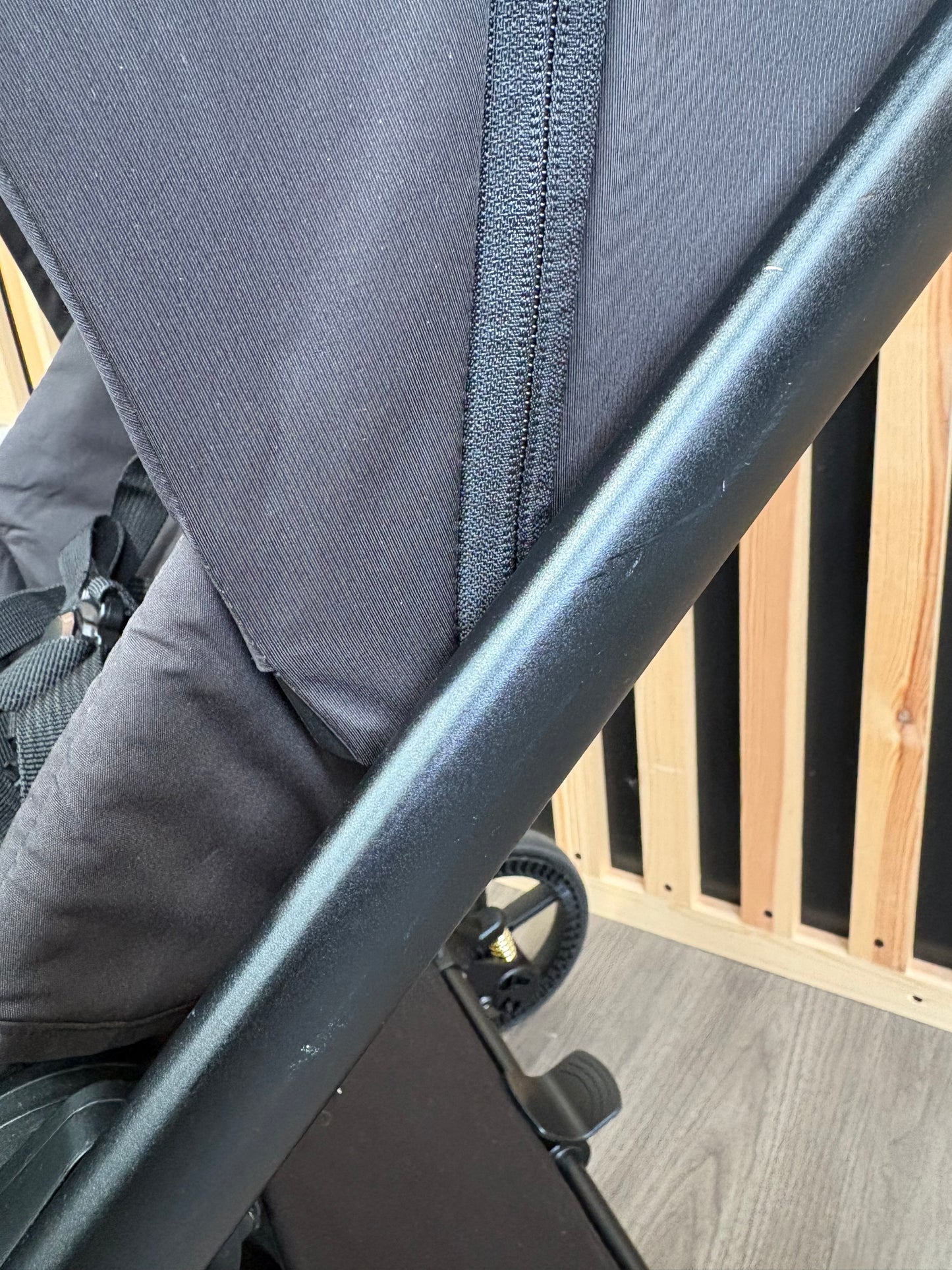PRE LOVED Venicci Vero Stroller - Noir