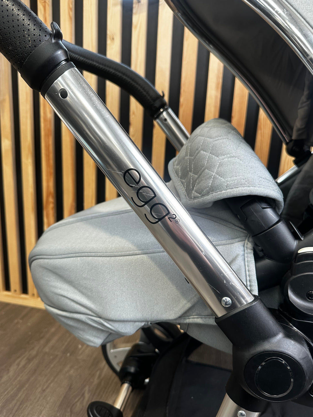 PRE - LOVED egg2 Monument Grey Travel system