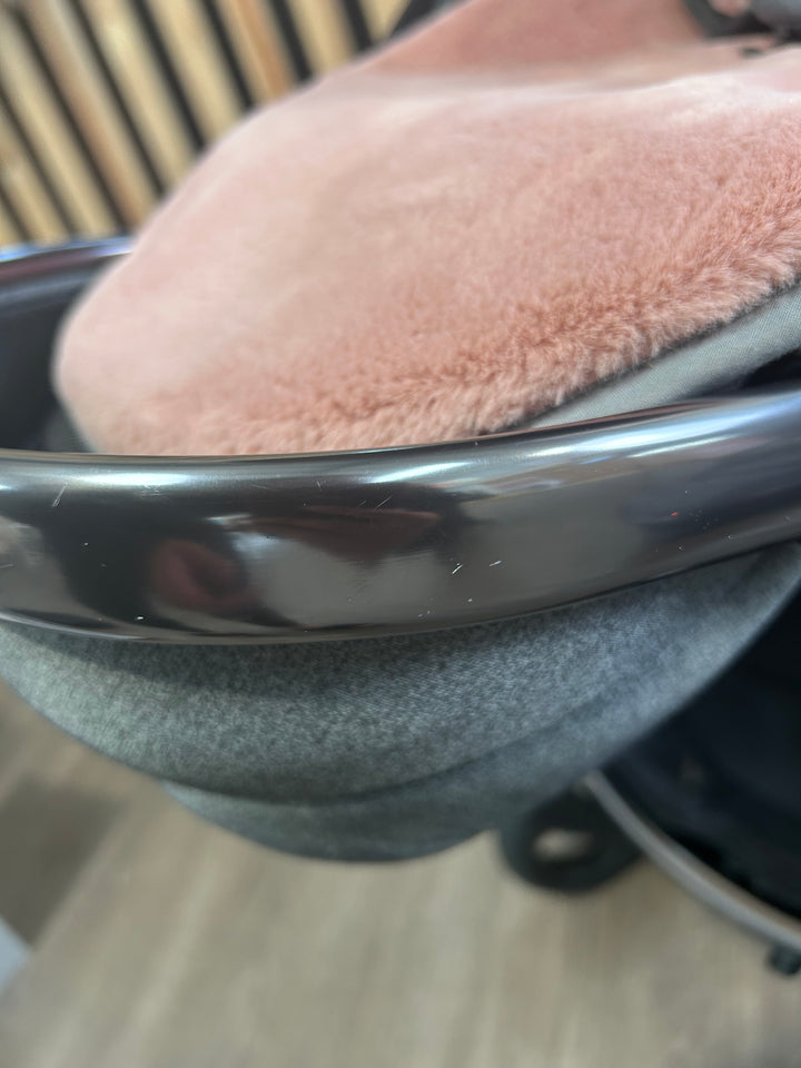 PRE LOVED egg2 Twin Tandem - Quartz