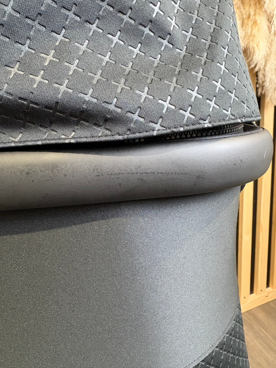 EX DISPLAY Babystyle Oyster4 2-in-1 Travel System - Raven